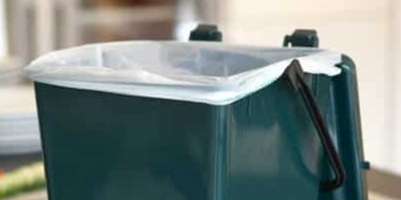 rMIX: Plastic Bins for Separate Waste Collection