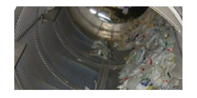 Design and production of plants for processing plastic waste. Specialized in the design and production of recycling machinery, this company offers advanced solutions for the selection, compaction and shredding of materials. Thanks to innovative technologies, it guarantees efficiency and sustainability in waste management processes, supporting the circular economy with customized and high-performance plants.