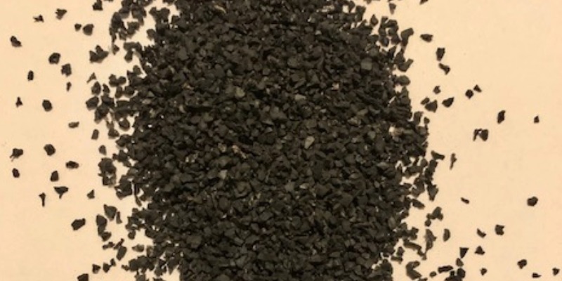 Granulés recyclés en EPDM (caoutchouc) 0,8-2,5 mm