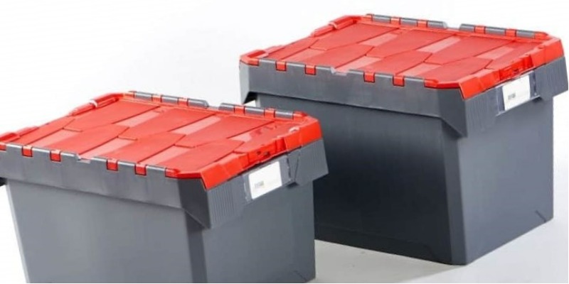 Production de produits en plastique pour la logistique