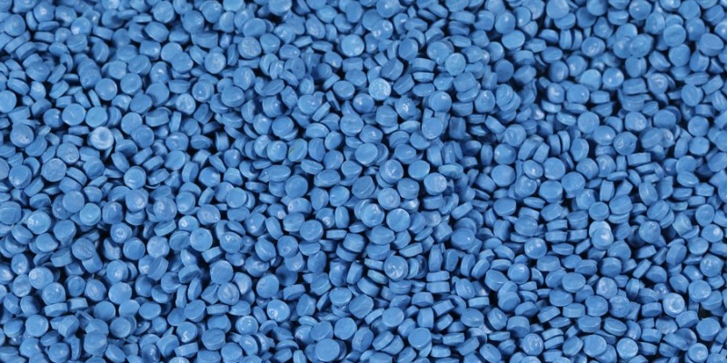 rMIX: Production of Colored Recycled HDPE Granules by Injection