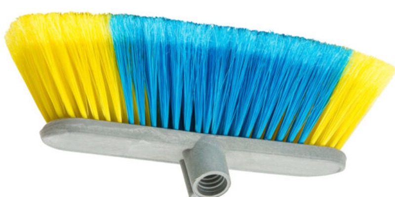 https://www.rmix.it/ - rMIX: Production de balais en plastique pour le nettoyage interne des environnements - 11025