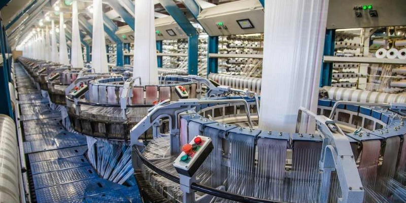 https://www.rmix.it/ - Film Plastico Riciclato. Capitolo 9: Estrusione a bolla con materiali riciclati. Tecnologie impiantistiche, parametri di processo e strategie di stabilizzazione