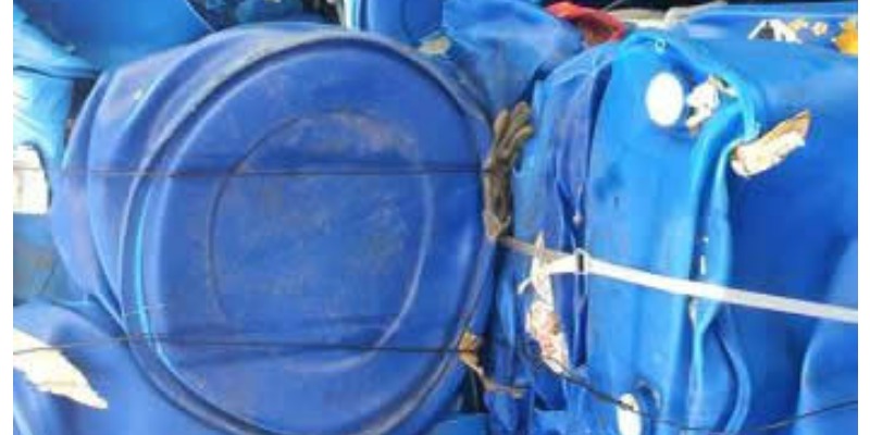 rMIX: Suministramos Bidones de HDPE en Fardos o Triturados para su Reciclaje