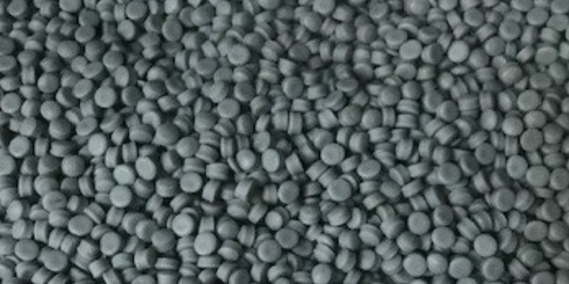 rMIX: Gray Recycled TPE Granule