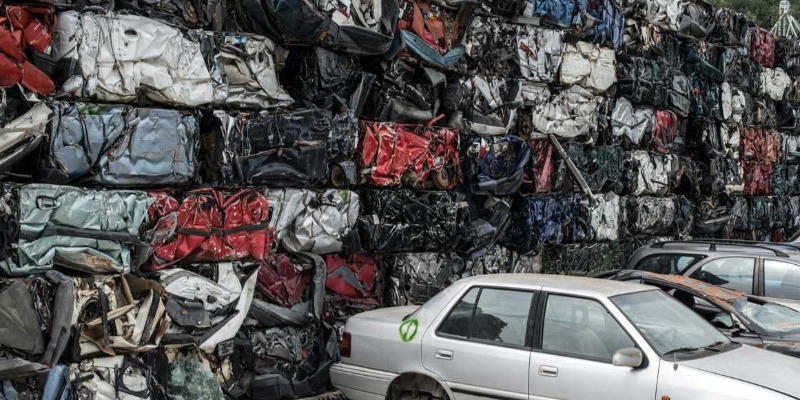 rMIX: Recycling and Disposal of Car Parts to be Demolished