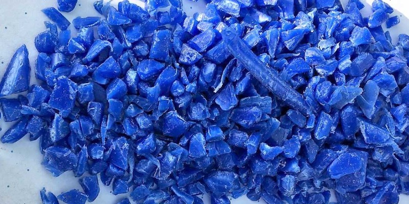 https://www.rmix.it/ - Molido en HDPE Blu de estuches y contenedores