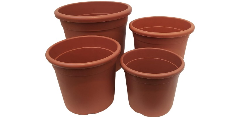 rMIX: Il Portale del Riciclo nell'Economia Circolare - Acquista il vaso in plastica color terracotta con bordo rinforzato. Diam. 16-18. #ads