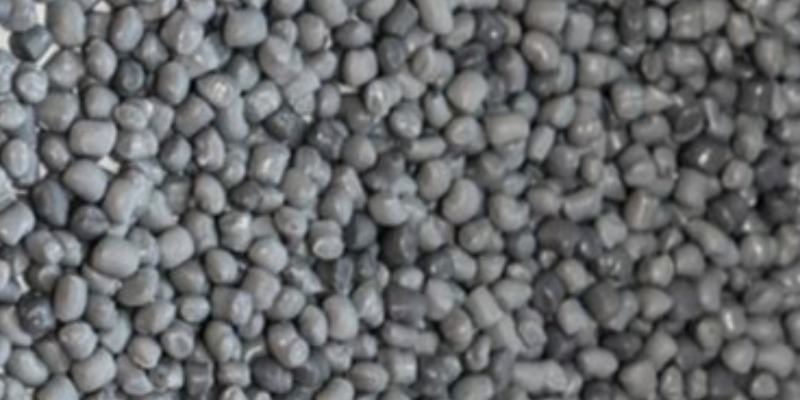rMIX: Granule de Polypropylène Recyclé Post-Consommation de Fluidité Moyenne