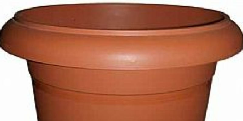 rMIX: Production of Colored Plastic Pots for Plants and Flowers