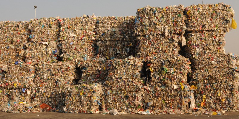Mercato della Plastica Riciclata 2020: Luci e Ombre