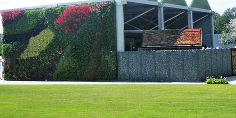 rMIX: Il Portale del Riciclo nell'Economia Circolare - Integrazione tra verde urbano ed edifici. Aspetti progettuali e confronto tra soluzioni. Articolo