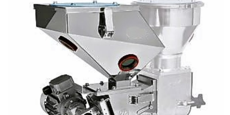 Production de machines de transformation du plastique