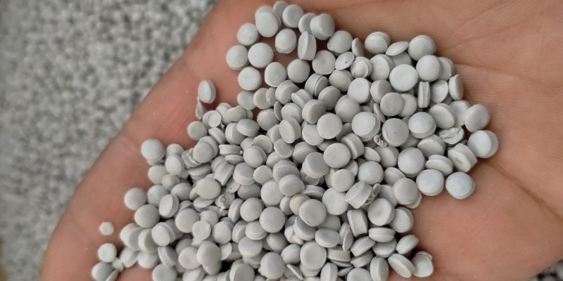 rMIX: We Sell Recycled Impact-Resistant Polystyrene Granules