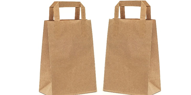 rMIX: Il Portale del Riciclo nell'Economia Circolare - Achetez les 50 shoppers en papier Kraft - 18 x 23 x 8,5 cm. avec poignées. #annonces