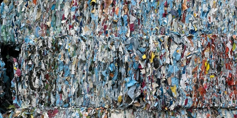 rMIX: Nous Commercialisons les Vieux Papiers pour le Recyclage