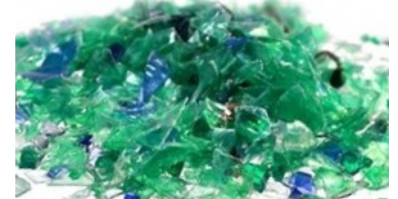 Produzione e distribuzione di fibra di poliestere riciclata e mista