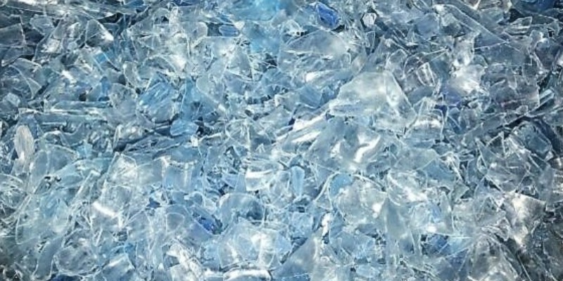 rMIX: Nous Vendons du rPET Broyé à Partir de Bouteilles de Boissons Gazeuses