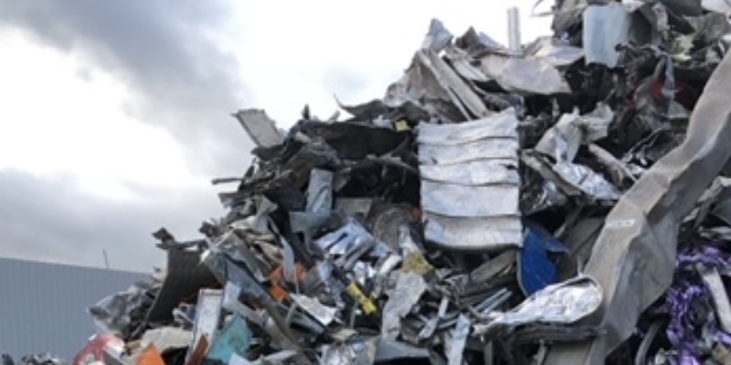 Buscamos desechos de acero inoxidable para reciclar