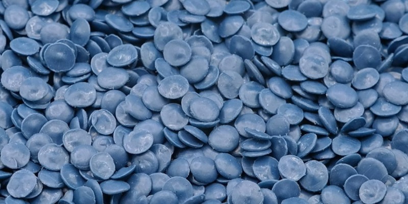rMIX: Granule in Recycled LDPE Color Blue