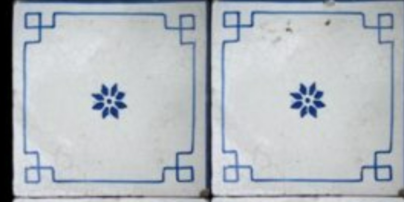 rMIX: Maioliche Antiche Decorate a Mano con Greche Azzurre