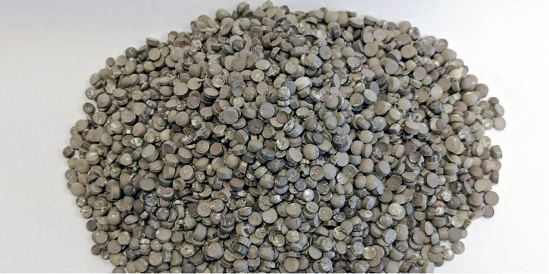 rMIX: We Sell Recycled PVC Granules from Window Profiles