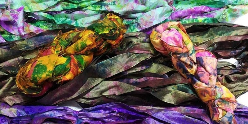 rMIX: Il Portale del Riciclo nell'Economia Circolare - Cintas de seda variadas para cintas de seda recicladas para medios mixtos, fabricación de alfombras, joyería y embalaje. #publicidad