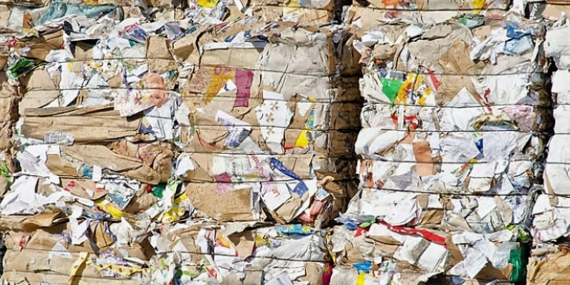 Riciclo rifiuti da post consumo
