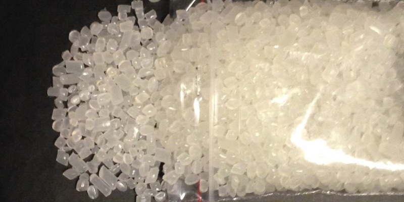 rMIX: Distributeur de Polymères Vierges et Recyclés en République Tchèque - 10957