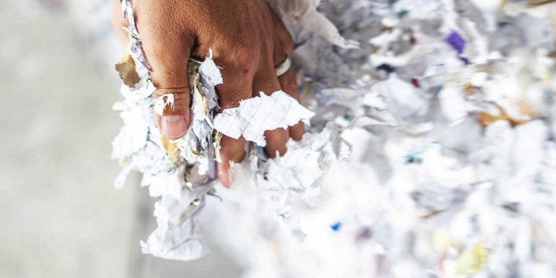rMIX: Nous Collectons et Recyclons les Vieux Papiers de Bureau