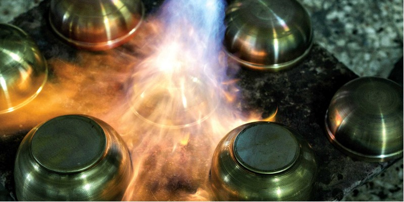 Manuale sulla Manutenzione. Capitolo 4: Macchine per Termoformatura. Manutenzione Preventiva  di Forni IR, Sistemi di Vuoto, Stampi, Fustelle e Ausiliari