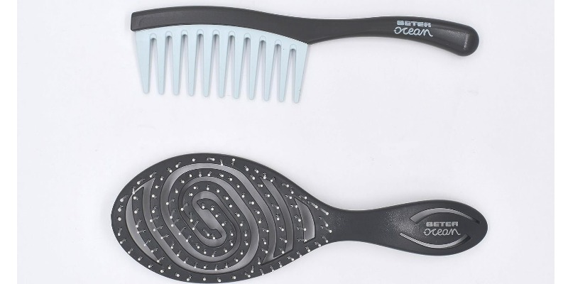 rMIX: Il Portale del Riciclo nell'Economia Circolare - Spazzola capelli e spazzola per capelli Ocean - Ideale per districare i capelli umidi- Realizzati in plastica riciclata