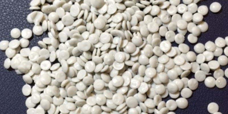 rMIX: We Sell Recycled Granules in Neutral HDPE from Post Consumer