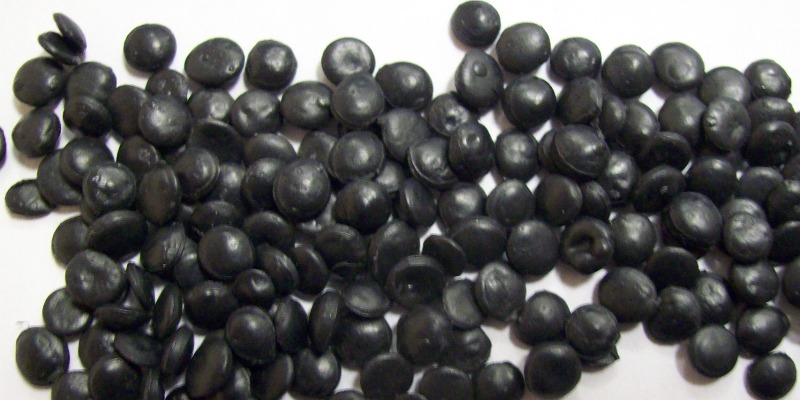 rMIX: We purchase recycled HDPE granules for the production of pipes