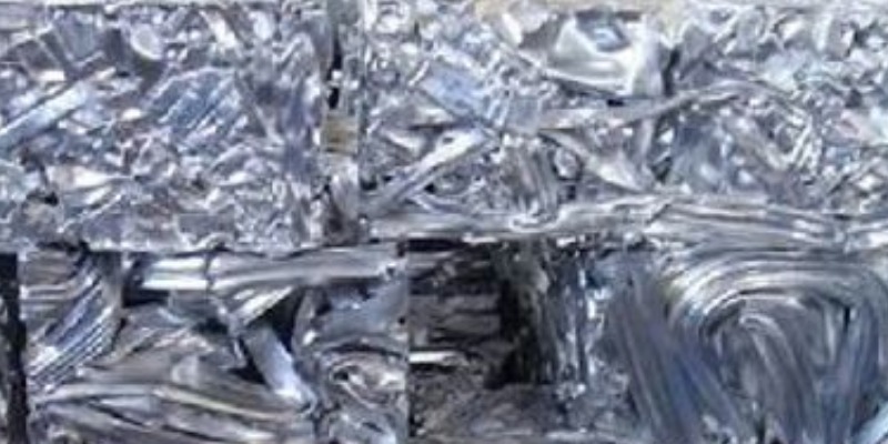 rMIX: Raccogliamo e Pressiamo Rottami di Alluminio Riciclato