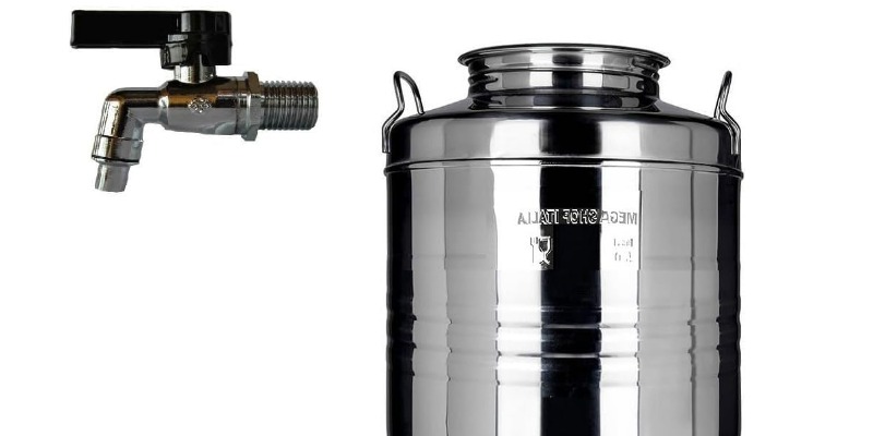 rMIX: Il Portale del Riciclo nell'Economia Circolare - Achetez le bidon d'huile en acier inoxydable 15 30 50 litres. #annonces