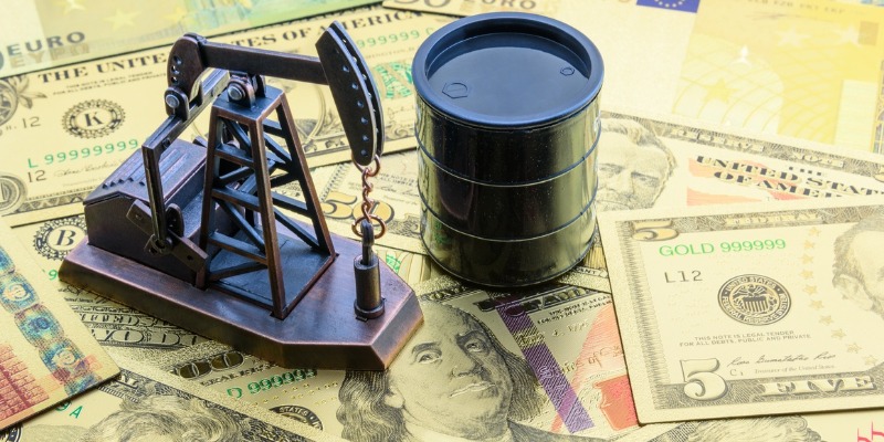 Will the circular economy be put to the knee by the fall in the price of oil?
