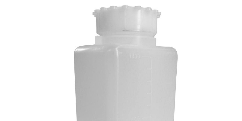 rMIX: Il Portale del Riciclo nell'Economia Circolare - Venta de botella de plástico (PE), rectangular con cuello ancho, 1000 ml de capacidad, cierre con tapón de rosca y tapón inferior