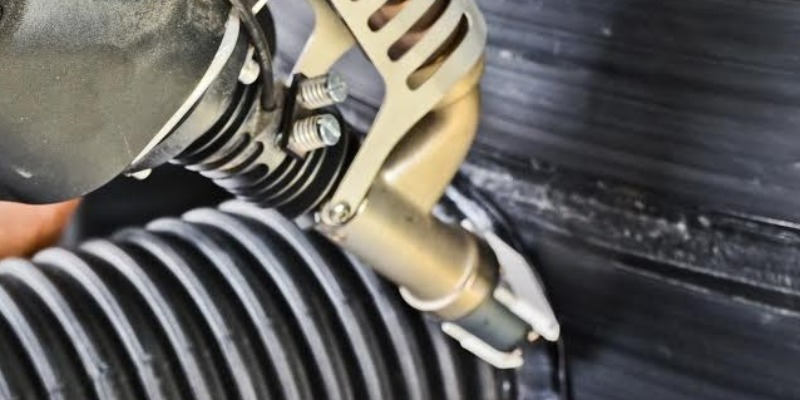 Produzione di tubi in plastica. ​Siamo un'azienda egiziana leader nella fornitura di soluzioni complete per tubazioni in HDPE (polietilene ad alta densità), offrendo una vasta gamma di prodotti tra cui tubi, raccordi, macchine per saldatura e chiusini. I nostri prodotti sono conformi agli standard DIN, garantendo qualità e affidabilità per progetti infrastrutturali.