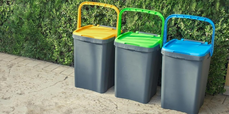 rMIX: Il Portale del Riciclo nell'Economia Circolare - Acquista la Pattumiera per Raccolta Differenziata 50 Lt, Bidone Spazzatura in Plastica Riciclata, Verde, 43x41x54,4. #ads