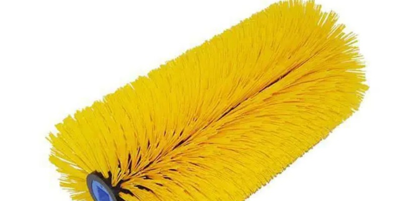 rMIX: Production de brosses en acier et en plastique pour balayeuses mécaniques