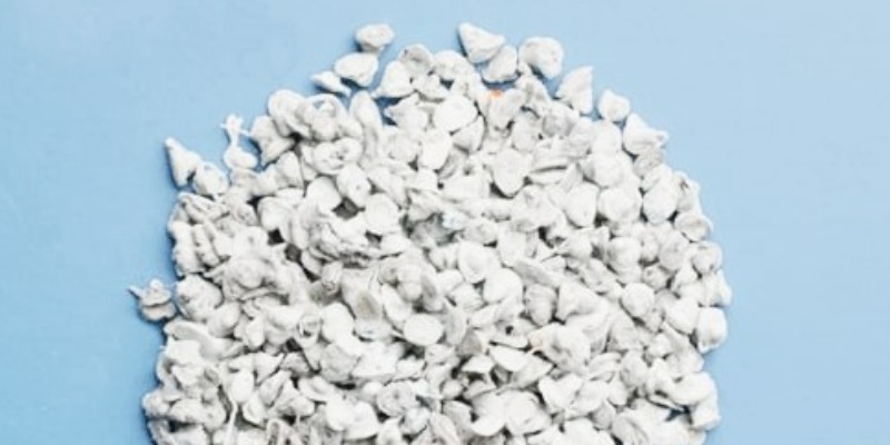 Produzione plastica riciclata in granuli e macinati