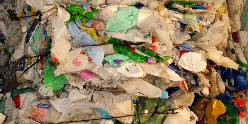 rMIX: Third Party Recycling Waste in PP and PE Contaminated by Oils