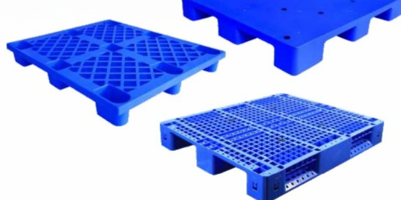 rMIX: Production of Recycled and Colored Plastic Pallets