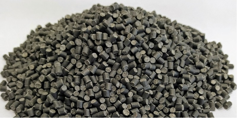 rMIX: We Sell Recycled Soft PVC Granule Shore 84