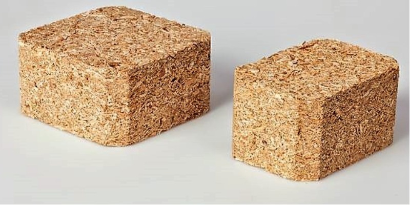 rMIX: Pallet Blocks in Compressed Recycled Chipboard