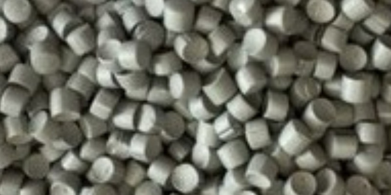 rMIX: Produzione di Granuli Colorati in PVC Riciclato 