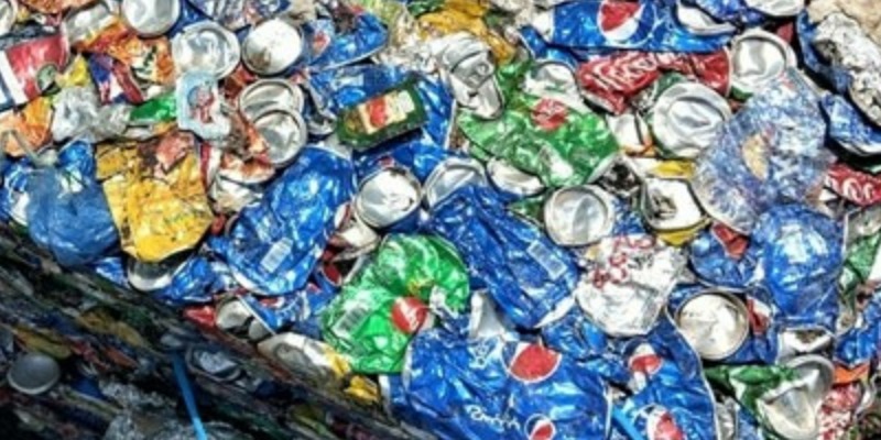 rMIX: We Sell Bales of Aluminum Cans from the Beverage Sector